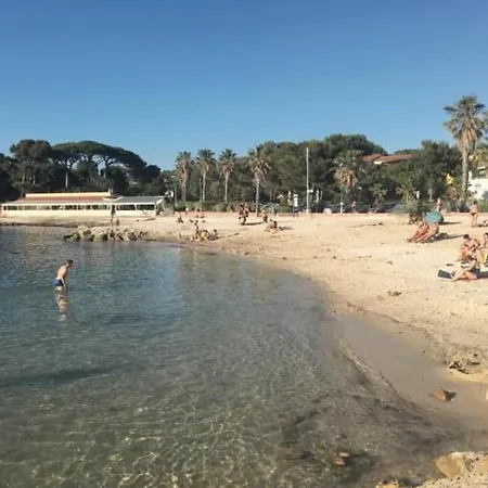 펜션 Bas De Jardin Plein Sud Proche Clim-wifi 생 망드리에 쉬르 메르